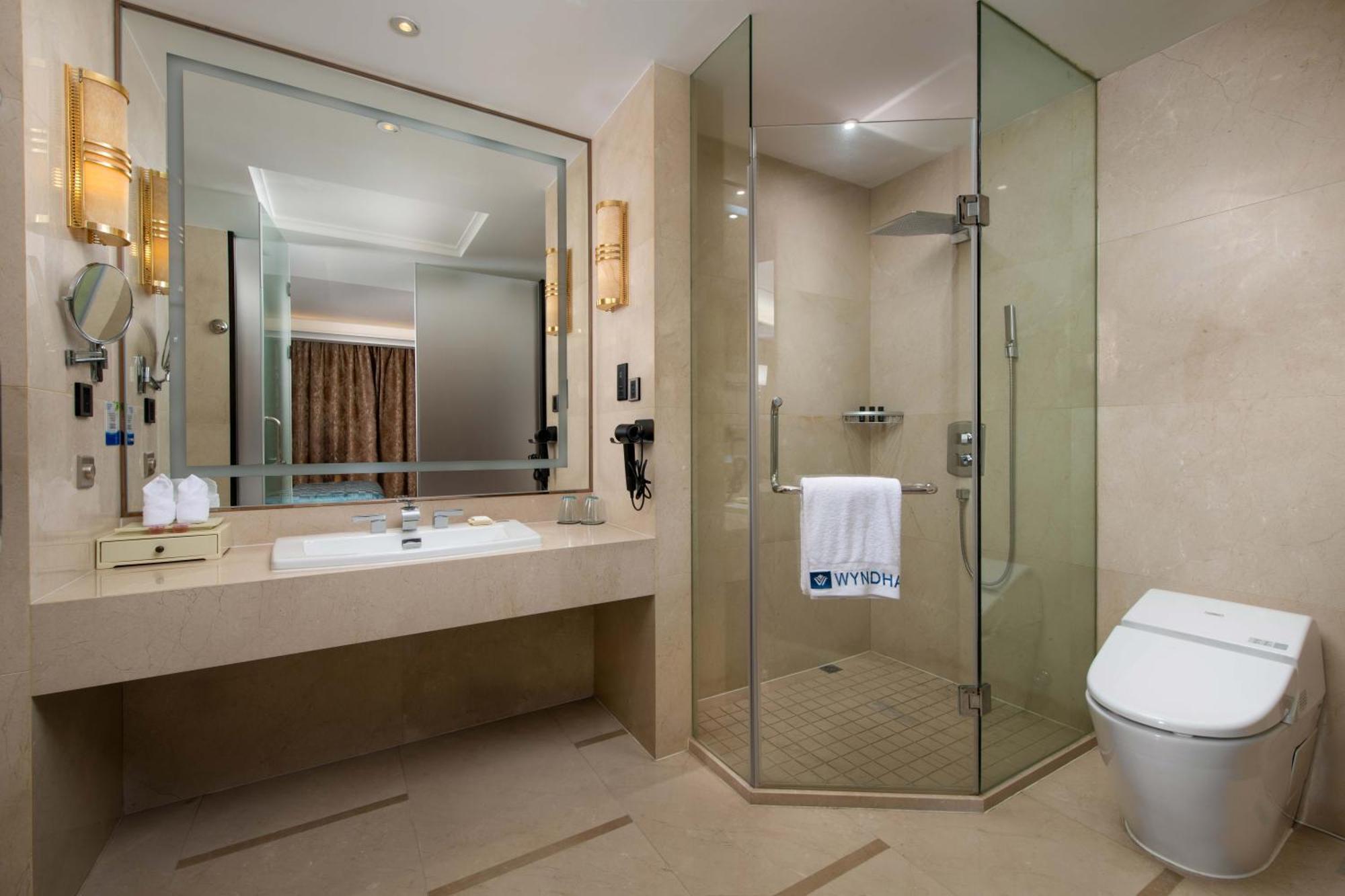 Wyndham Grand Plaza Royale Changsheng Jiangyin Exterior photo