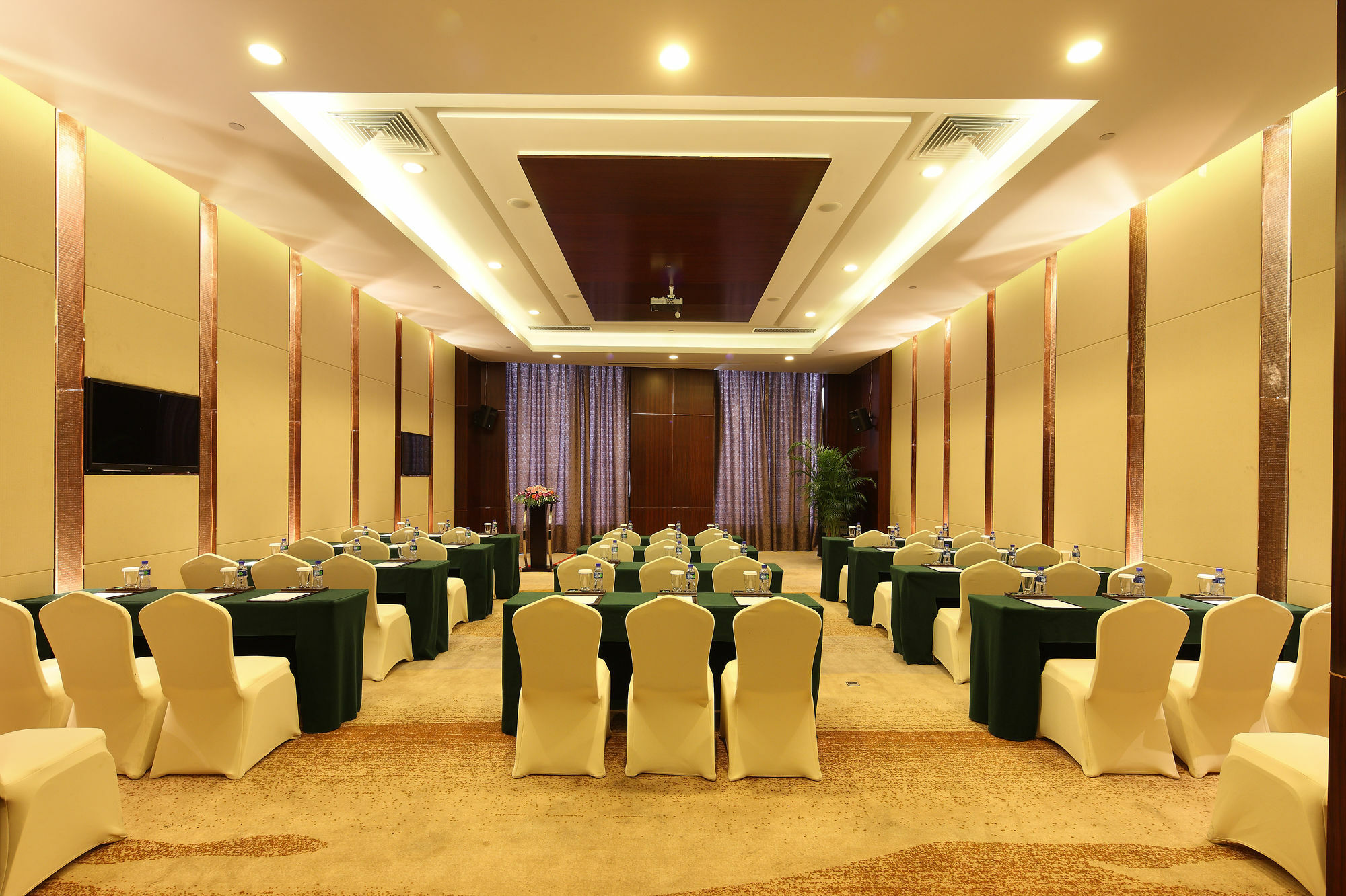 Wyndham Grand Plaza Royale Changsheng Jiangyin Exterior photo