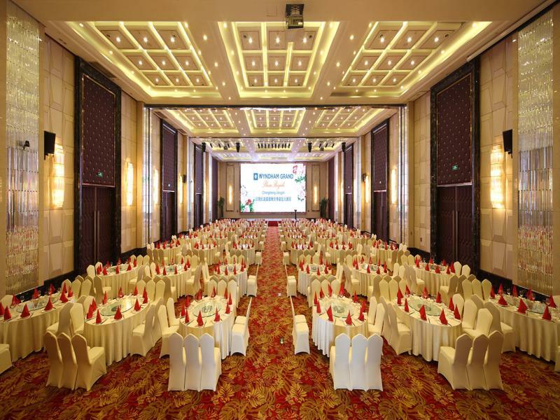 Wyndham Grand Plaza Royale Changsheng Jiangyin Exterior photo